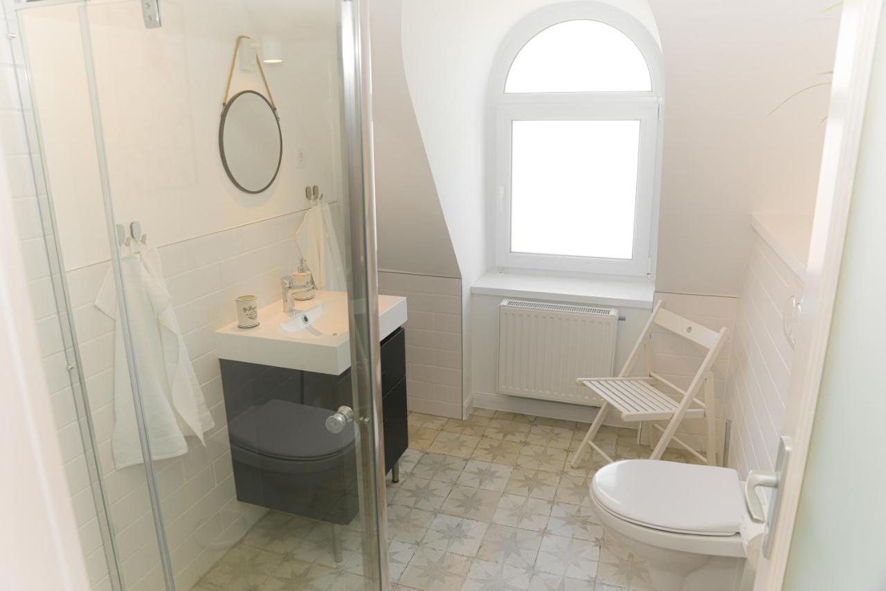 Raba92 Apartman House Buitenkant foto