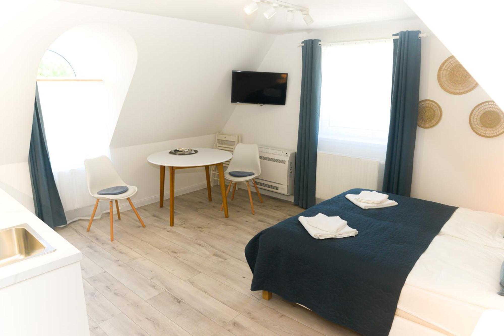 Raba92 Apartman House Buitenkant foto
